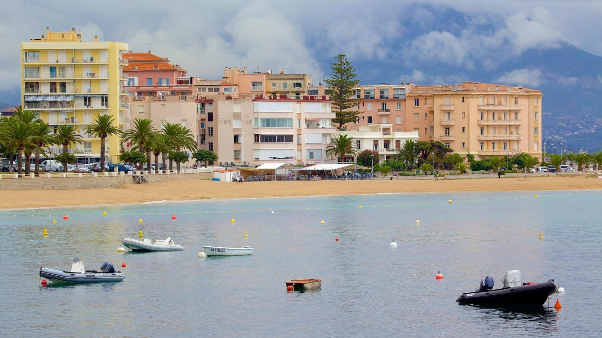 Beau Studio Proche Centre Ville Et Plage Ajaccio  Bagian luar foto